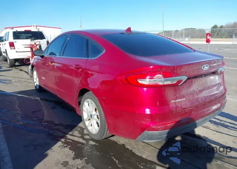 2019 Ford Fusion Hybrid Se z USA, uszkodzony, nr VIN 3FA6P0LU7KR206557